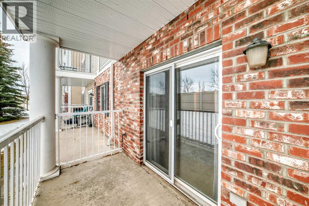 Single Family House for Sale in   COUNTRY VILLAGE Manor NE Country Hills Village Calgary 