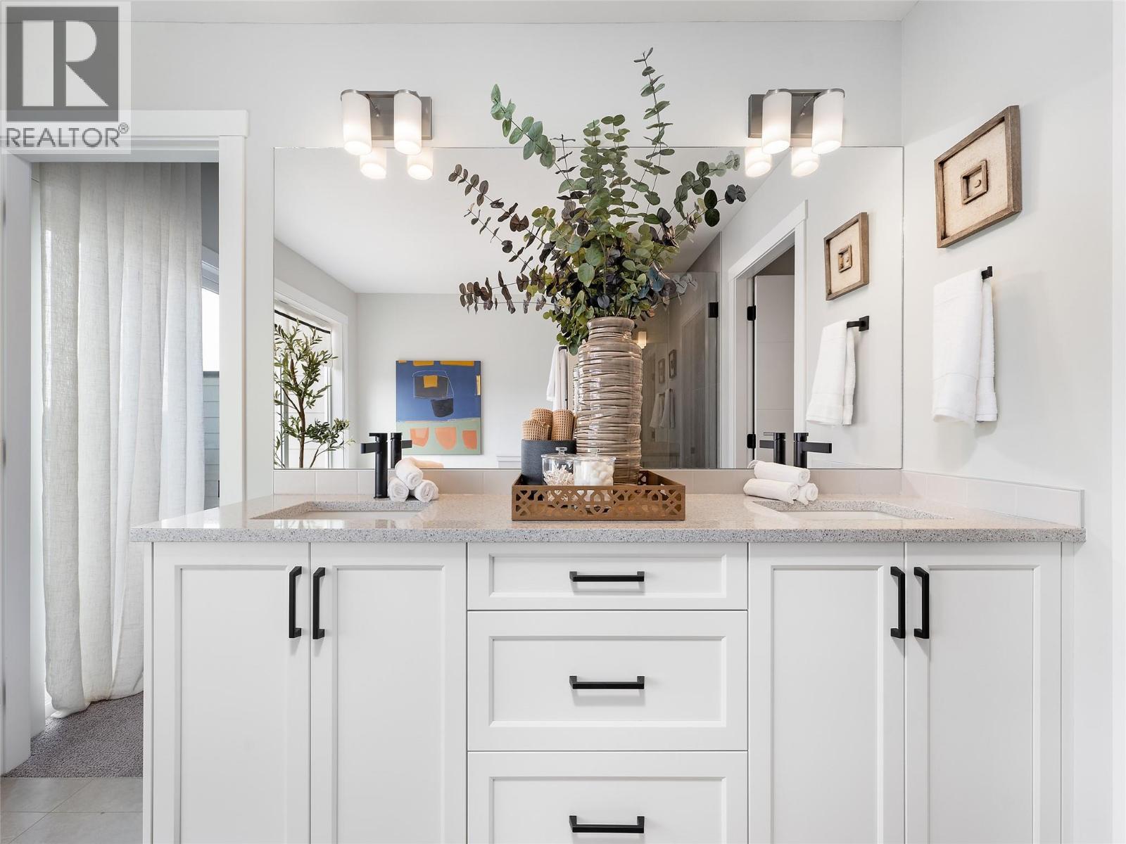 41 7735 Okanagan Hills Boulevard, Vernon