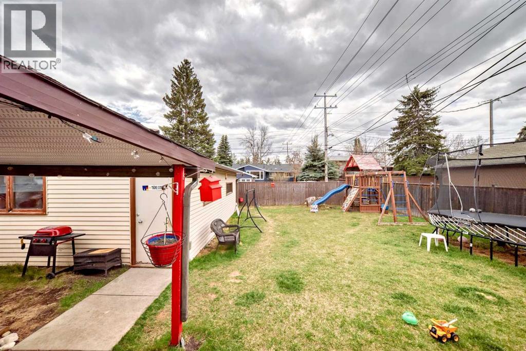 Single Family House Bungalow for Sale in  Wakefield Drive SW Westgate Calgary 