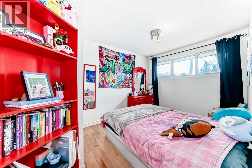 Single Family House Bungalow for Sale in  Wakefield Drive SW Westgate Calgary 