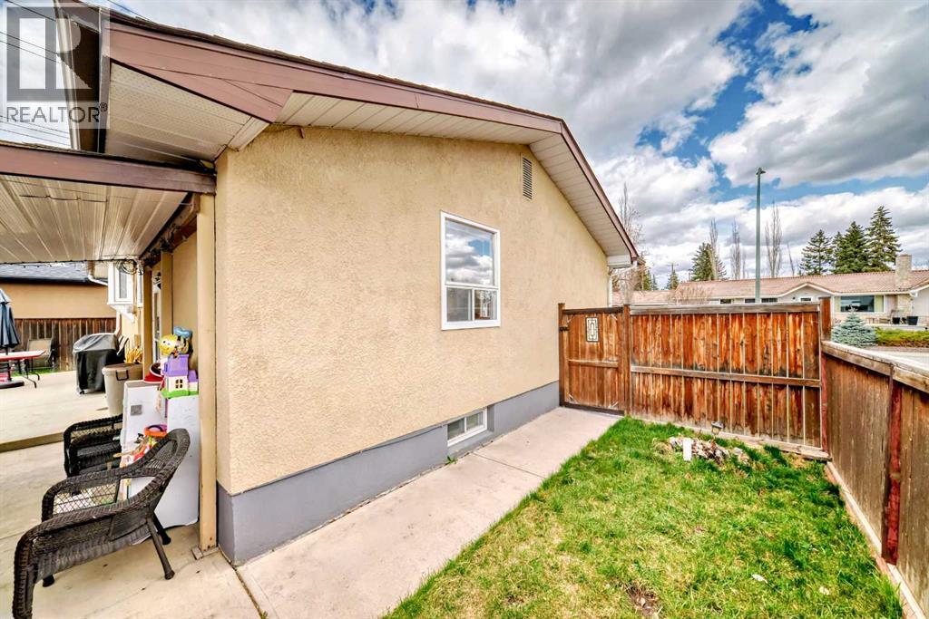 Single Family House Bungalow for Sale in  Wakefield Drive SW Westgate Calgary 