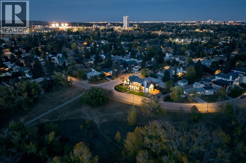 Single Family House for Sale in  Toronto Crescent NW St Andrews Heights Calgary 