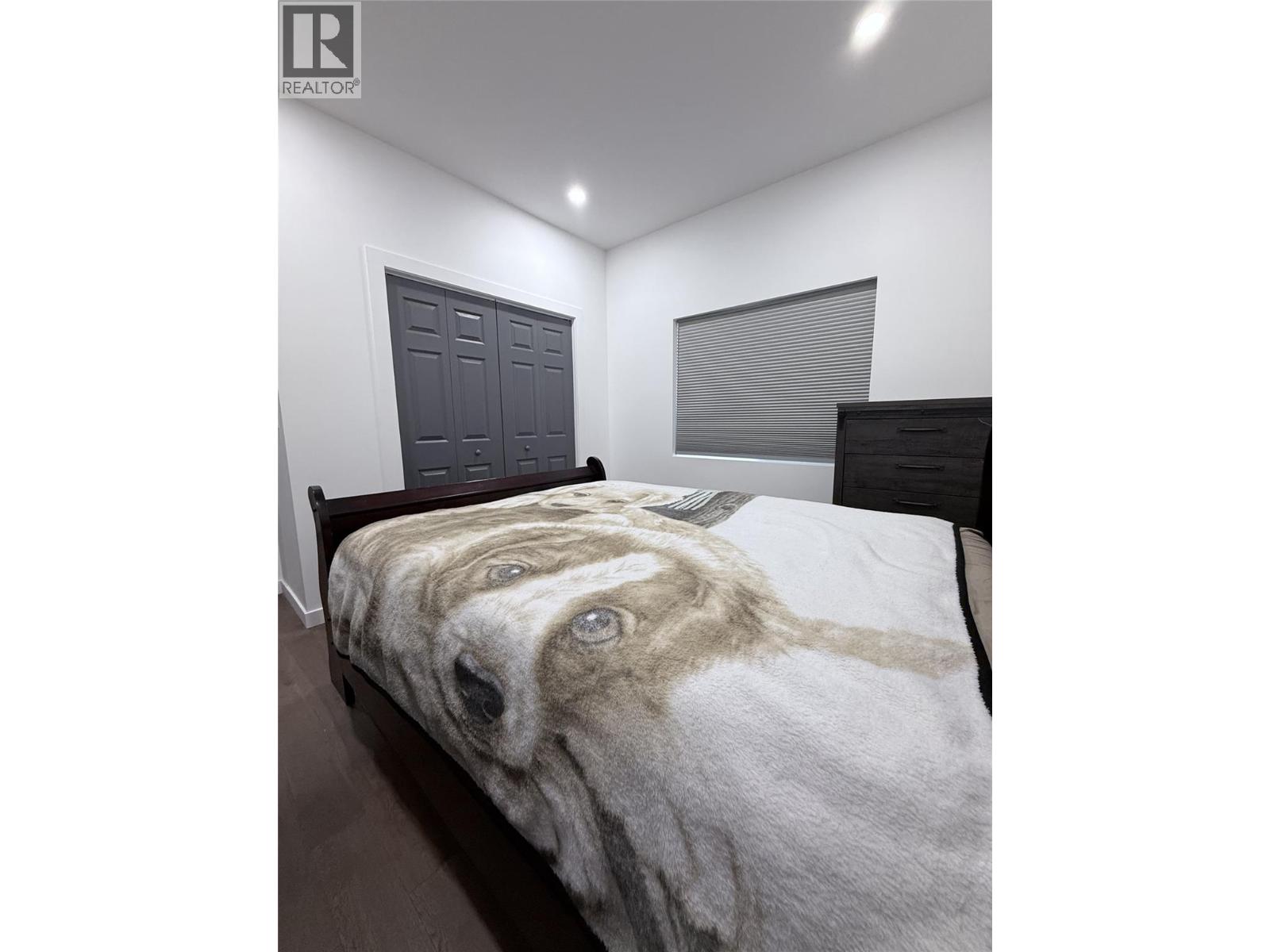 8779 MOUNTAIN VIEW Street, Canal Flats