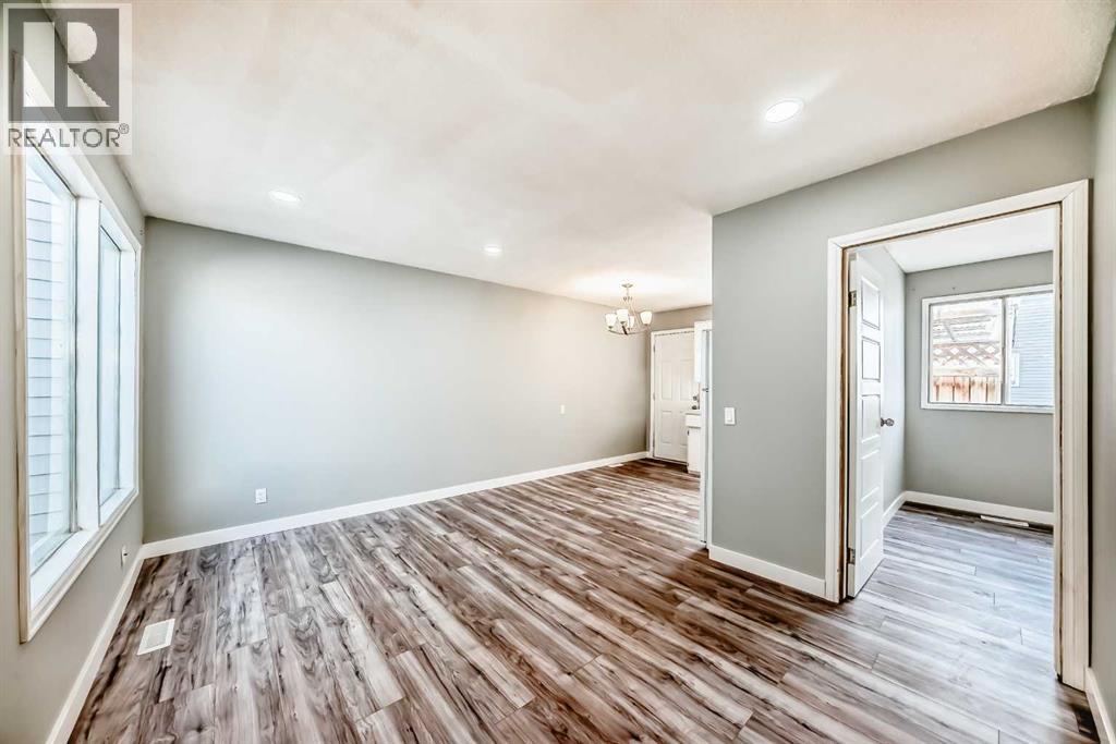 1201 53B Street SE, Calgary, Alberta