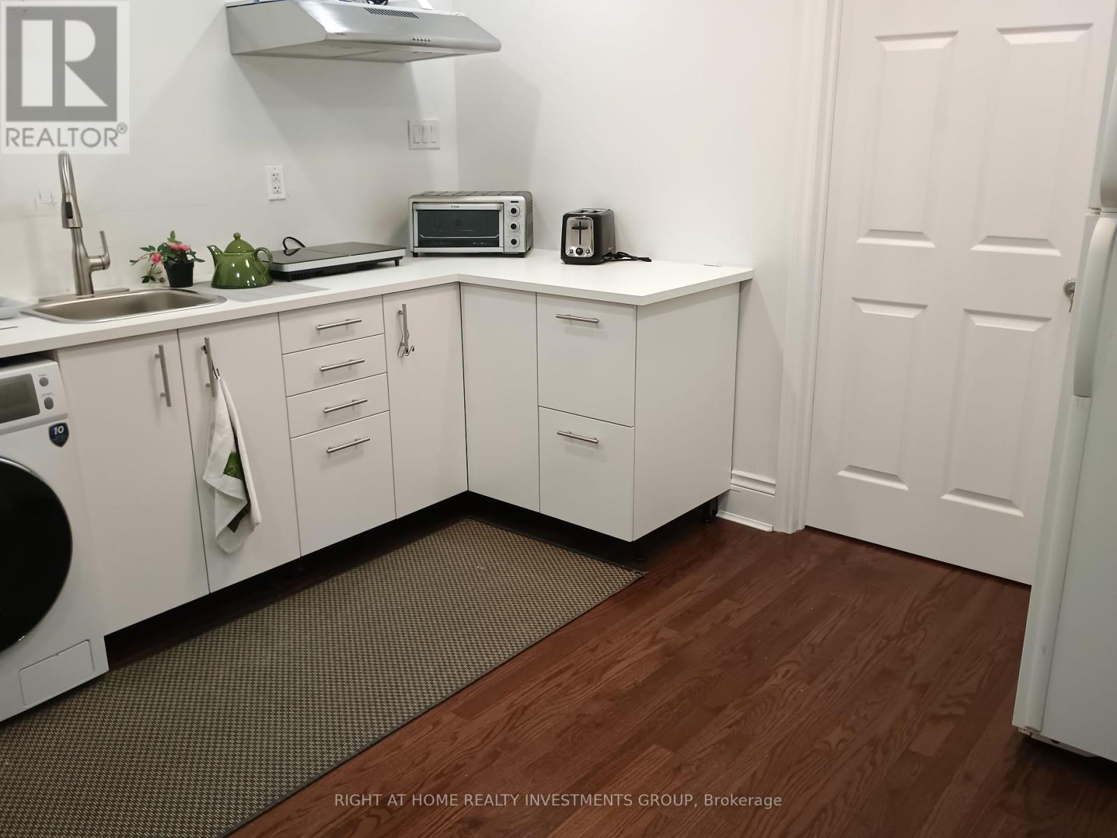 Single Family House for Sale in  BARLETTA DRIVE Vaughan (Patterson) 