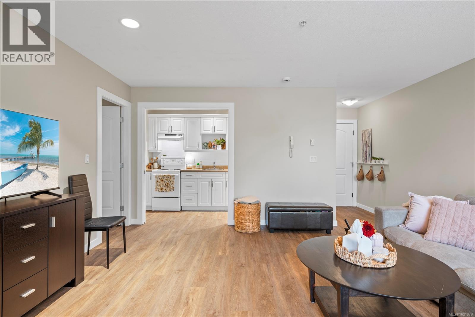 806 261 Mills St, Parksville