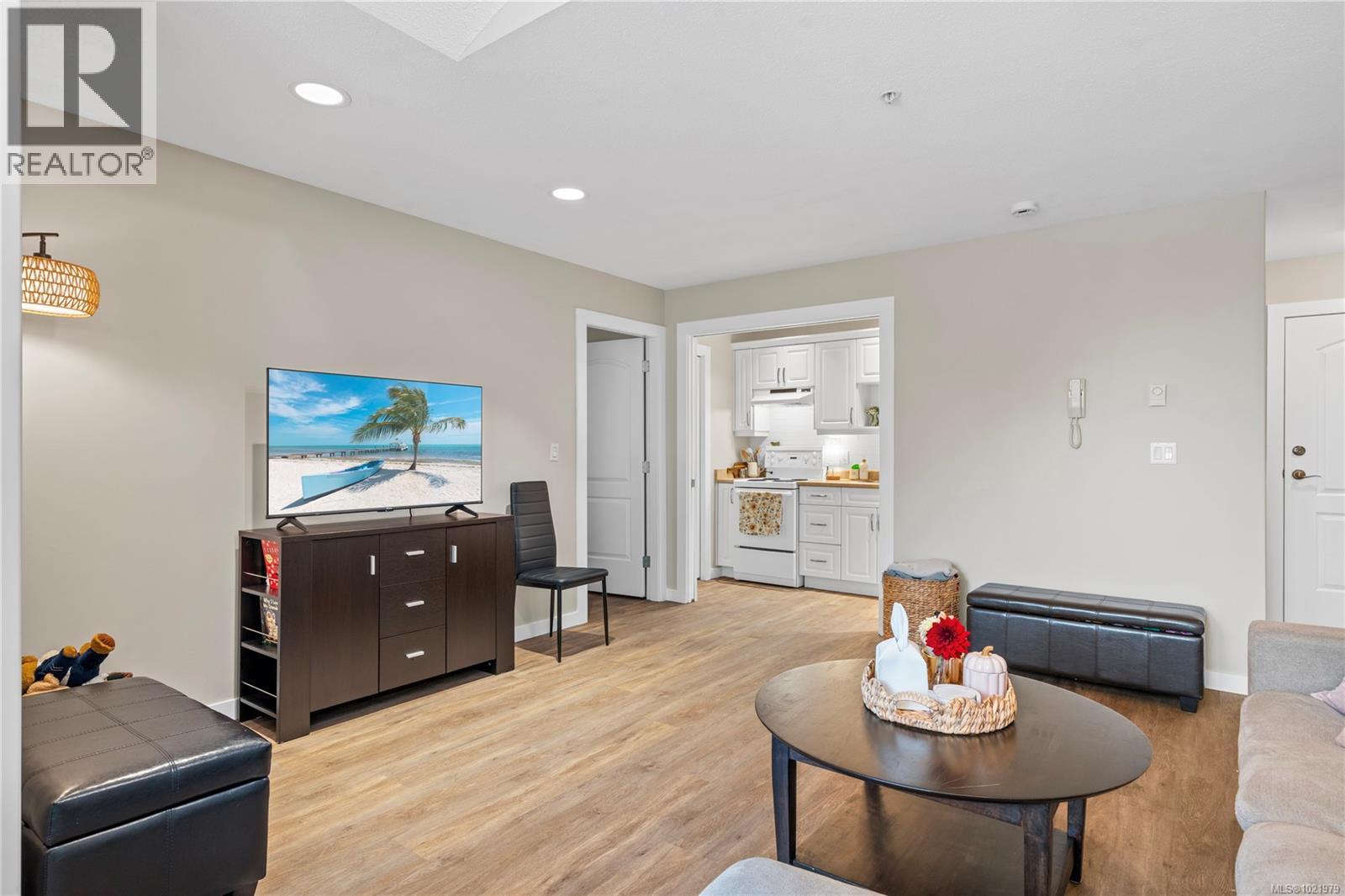 806 261 Mills St, Parksville