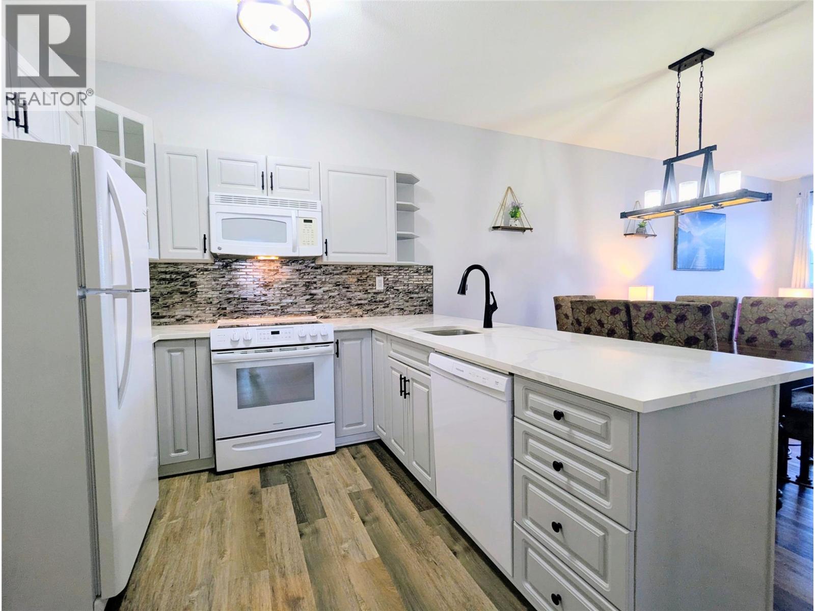 5052 Riverview Road Unit# 2008A, Fairmont Hot Springs