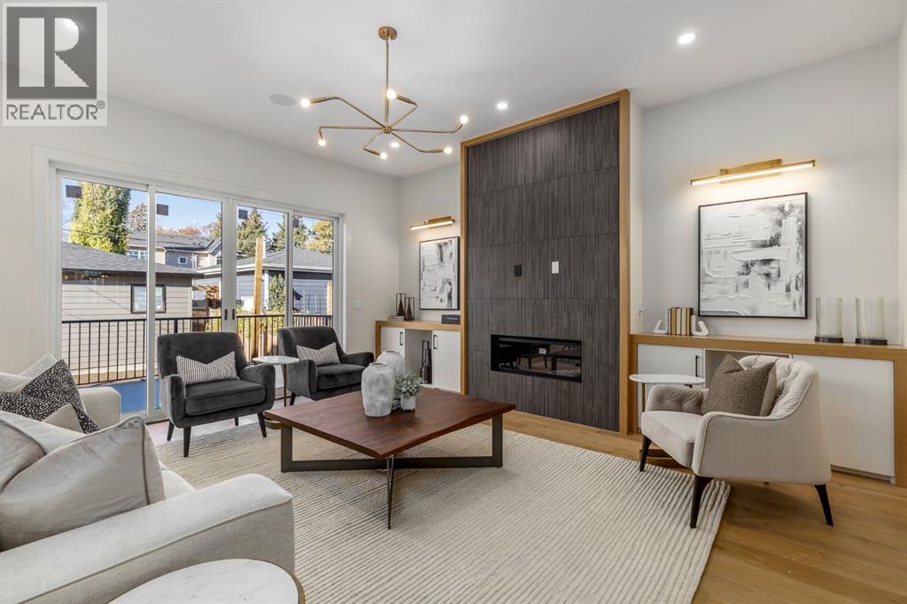 727 15 Street NW, Calgary, Alberta