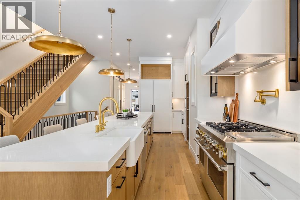 Single Family House for Sale in   Street NW Hillhurst Calgary 