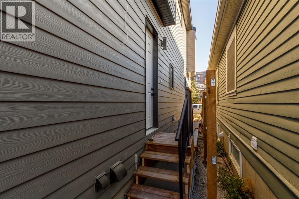 Single Family House for Sale in   Street NW Hillhurst Calgary 