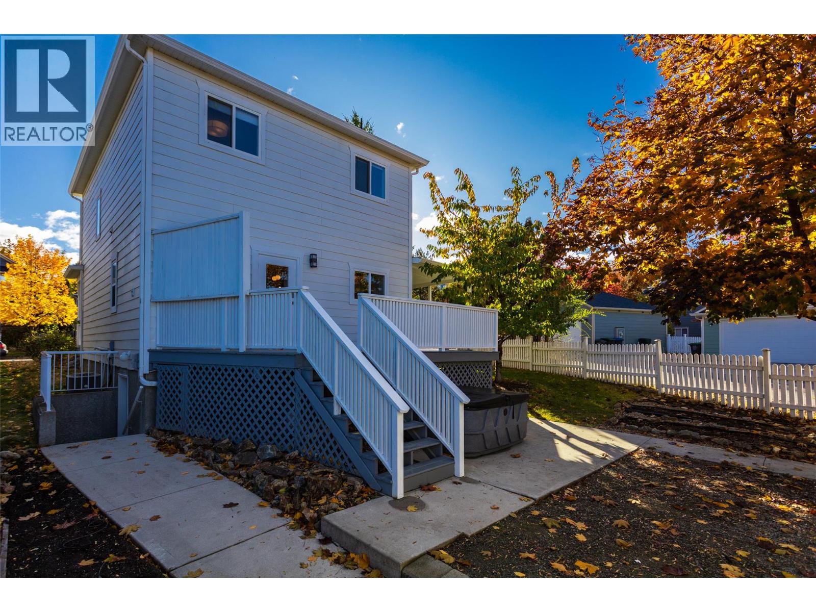  388 MCCARREN Avenue, Kelowna