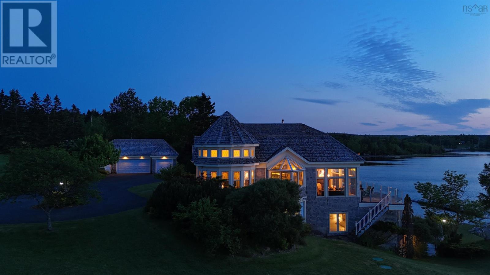 Property 21 of 51 of 2641 West Bay Road