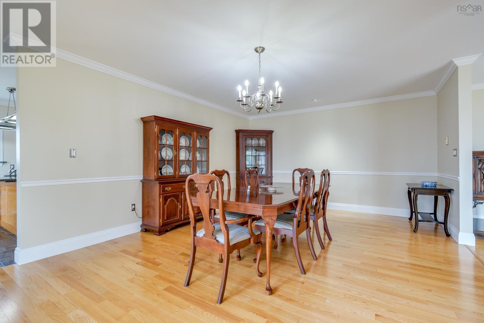 Property 44 of 50 of 489&485 Maple Dr Drive