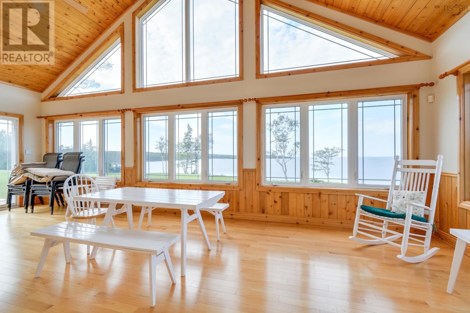 Property 45 of 50 of 489&485 Maple Dr Drive