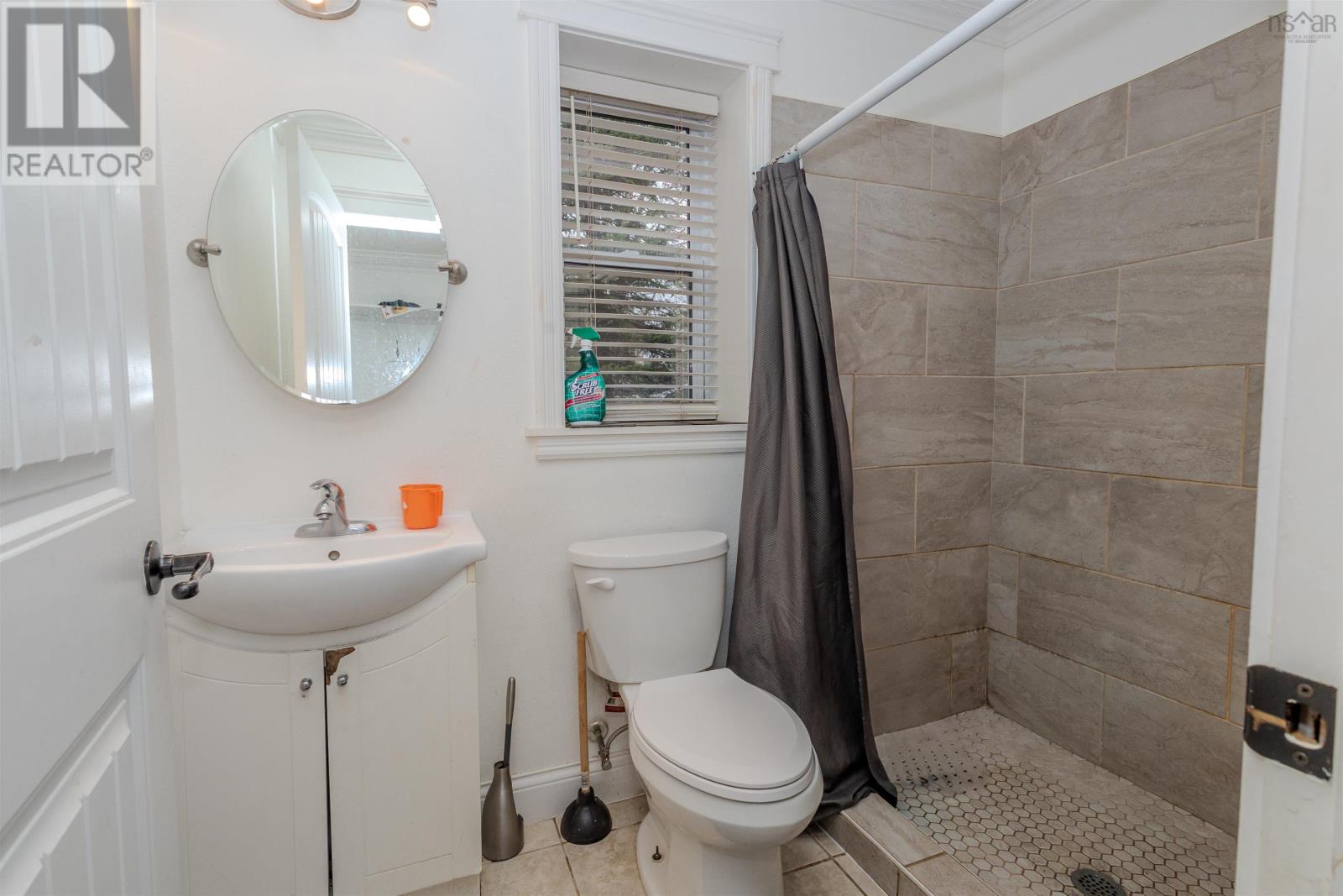 Property 32 of 37 of 24-26 Weidner Drive