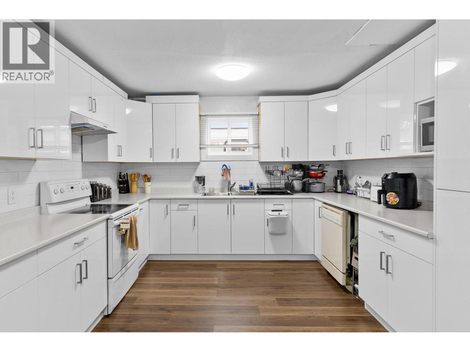 545 Primrose Road - 11