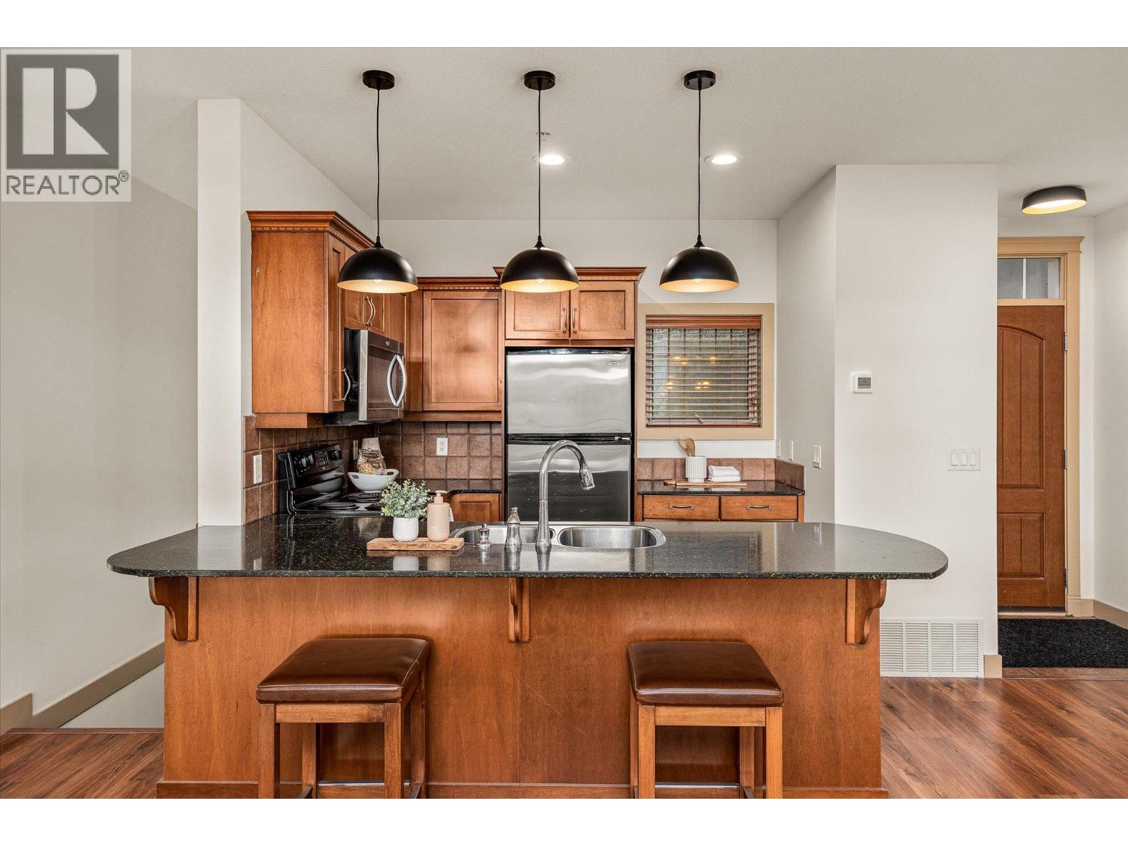 126 1795 Country Club Drive, Kelowna