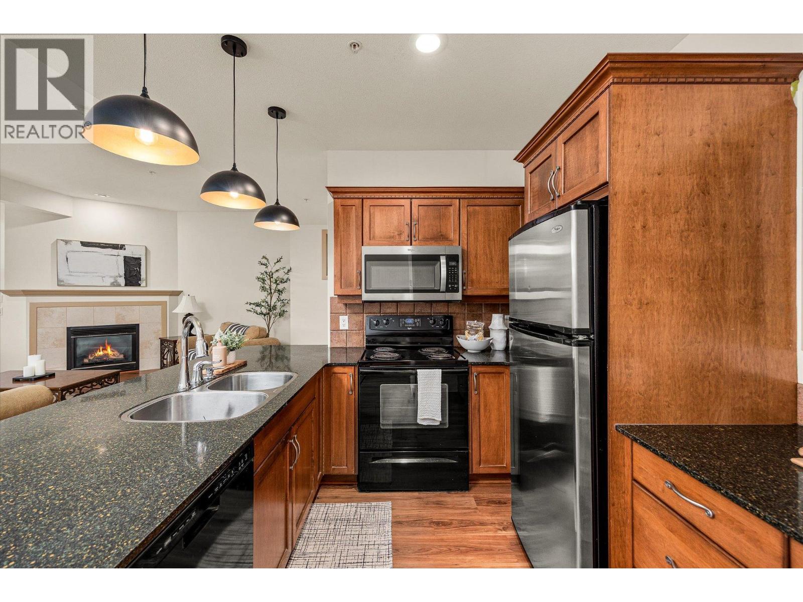 126 1795 Country Club Drive, Kelowna