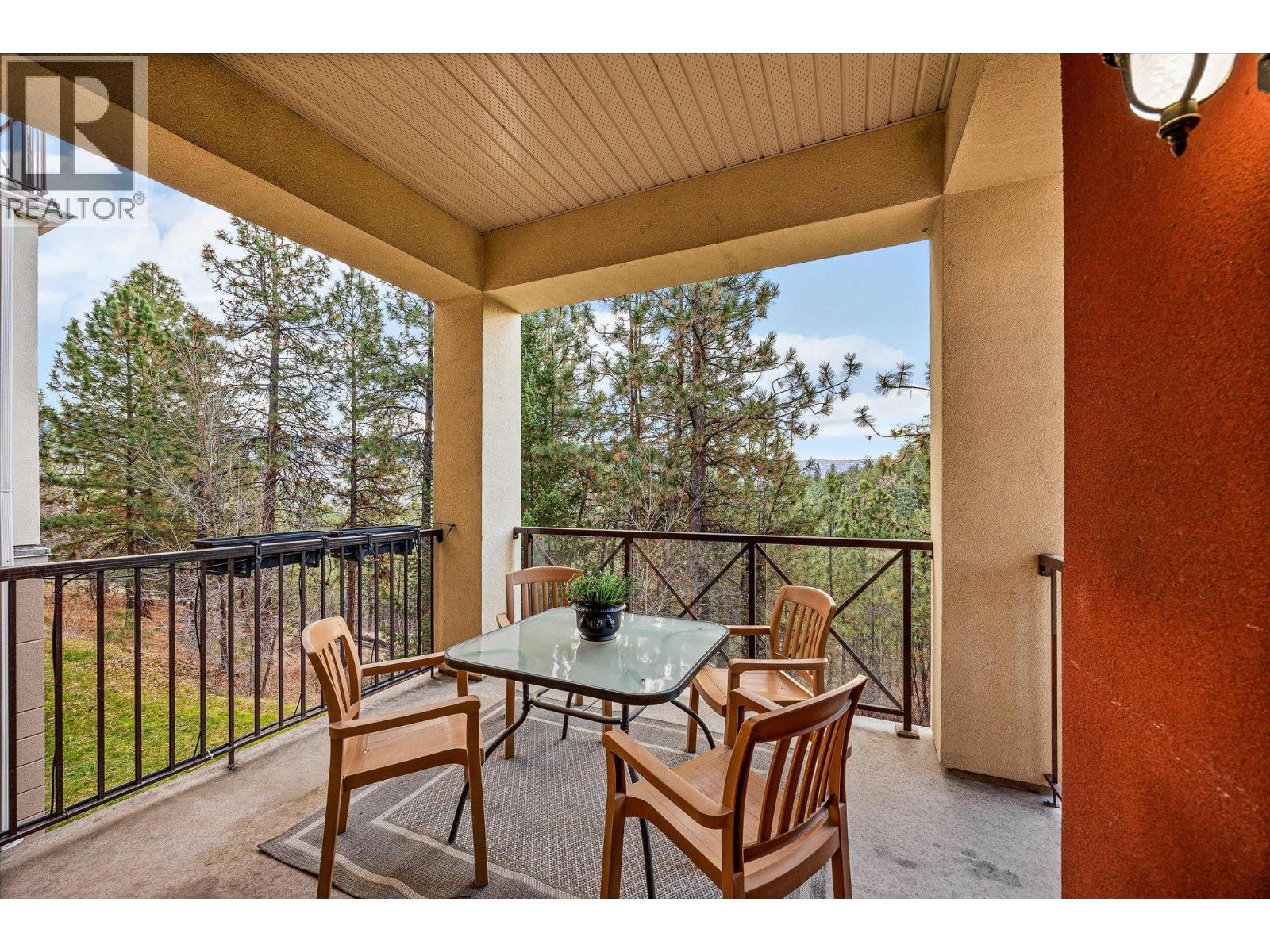 126 1795 Country Club Drive, Kelowna
