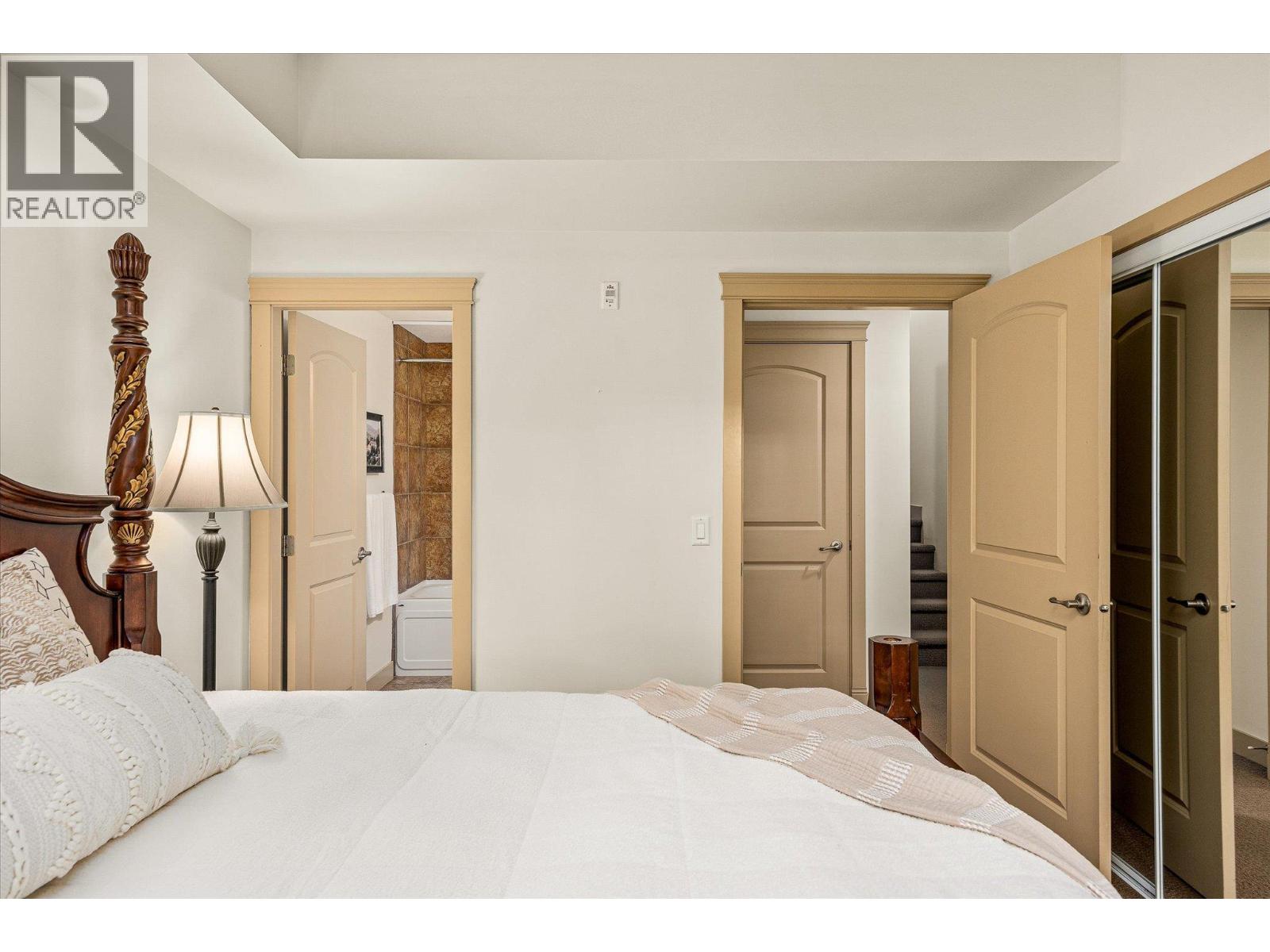 126 1795 Country Club Drive, Kelowna