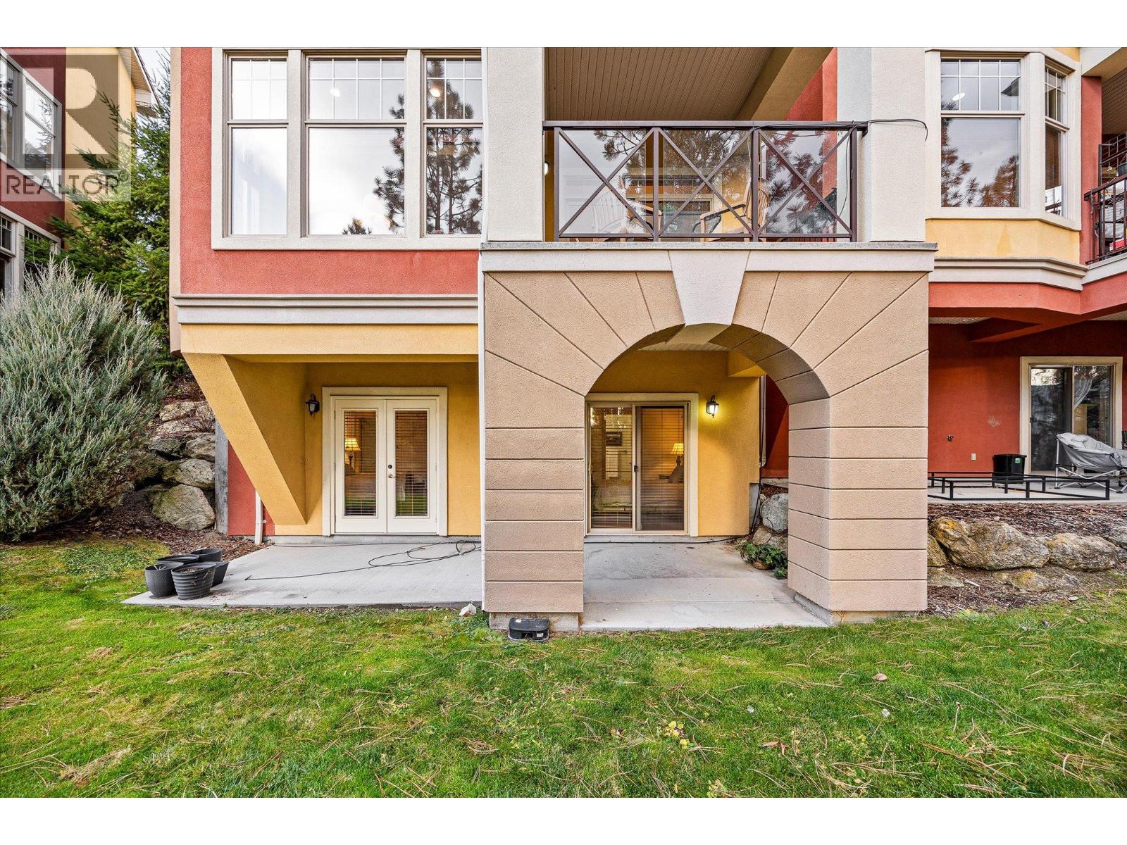 126 1795 Country Club Drive, Kelowna