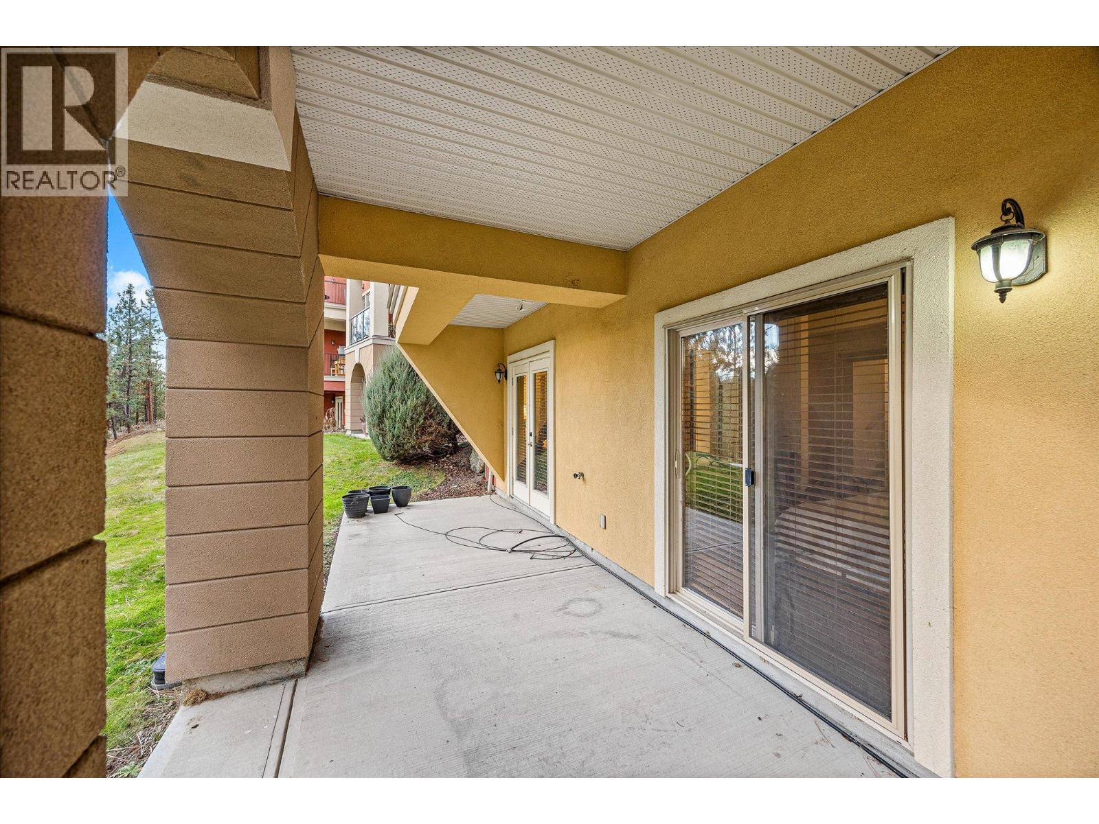 126 1795 Country Club Drive, Kelowna