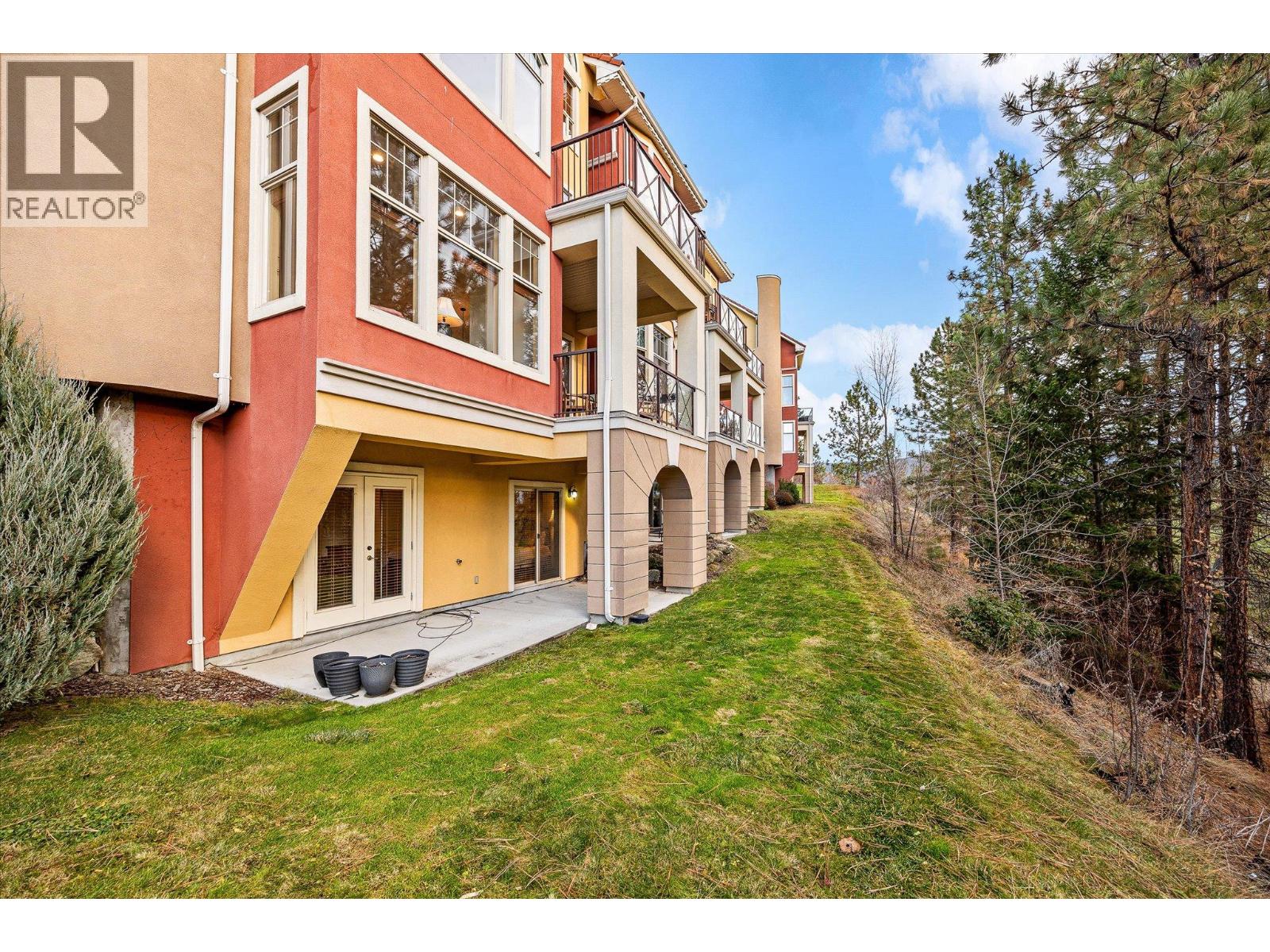 126 1795 Country Club Drive, Kelowna