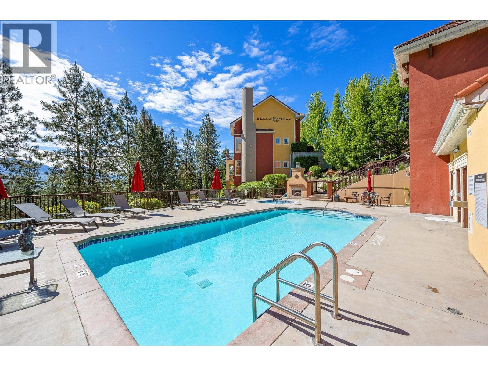 126 1795 Country Club Drive, Kelowna