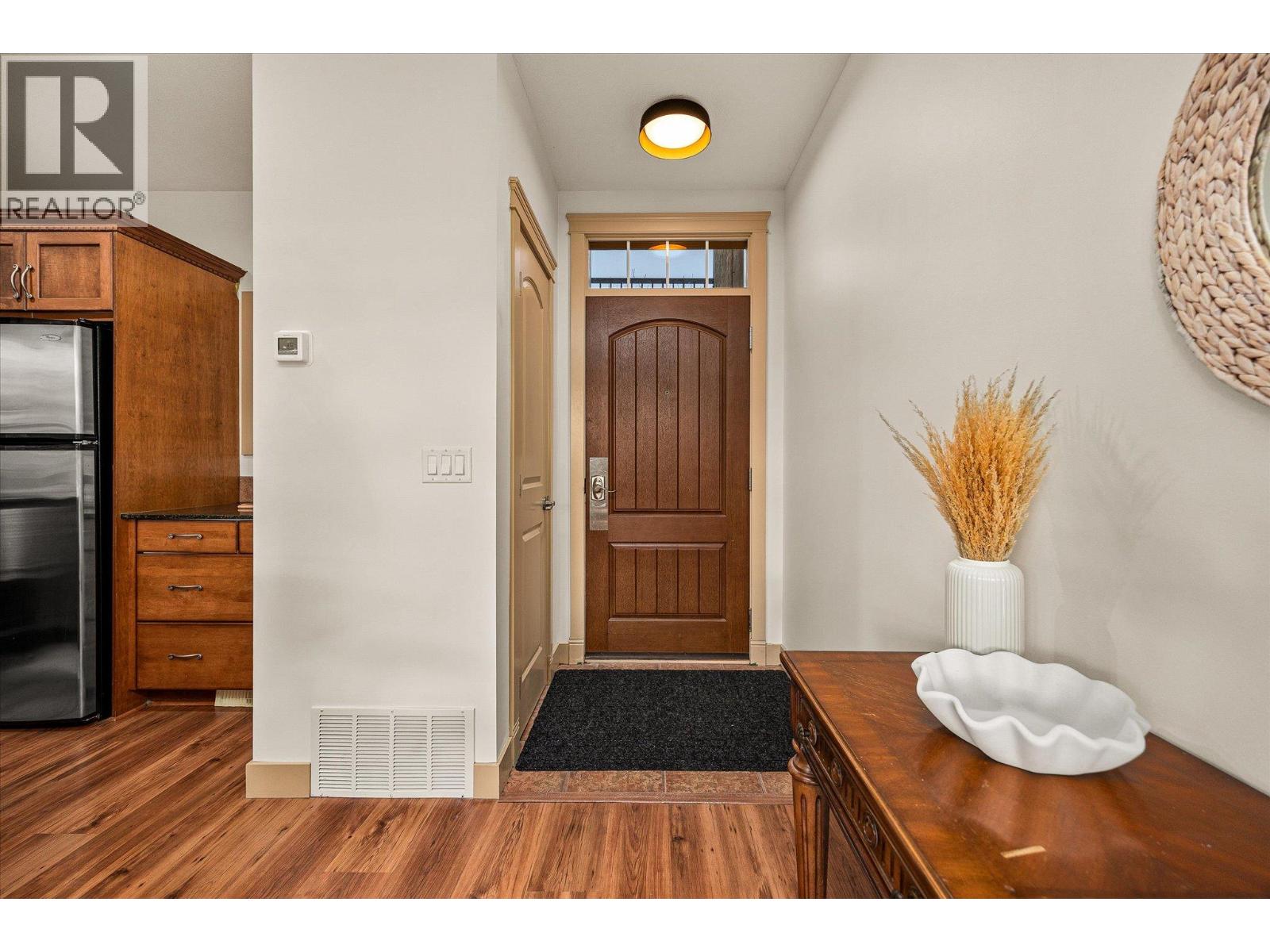 126 1795 Country Club Drive, Kelowna