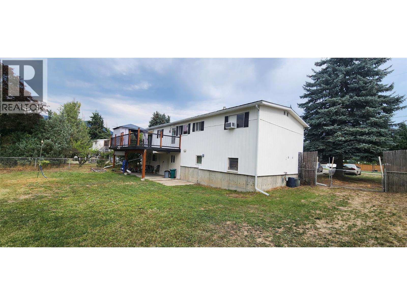 7827 22nd Street, Grand Forks