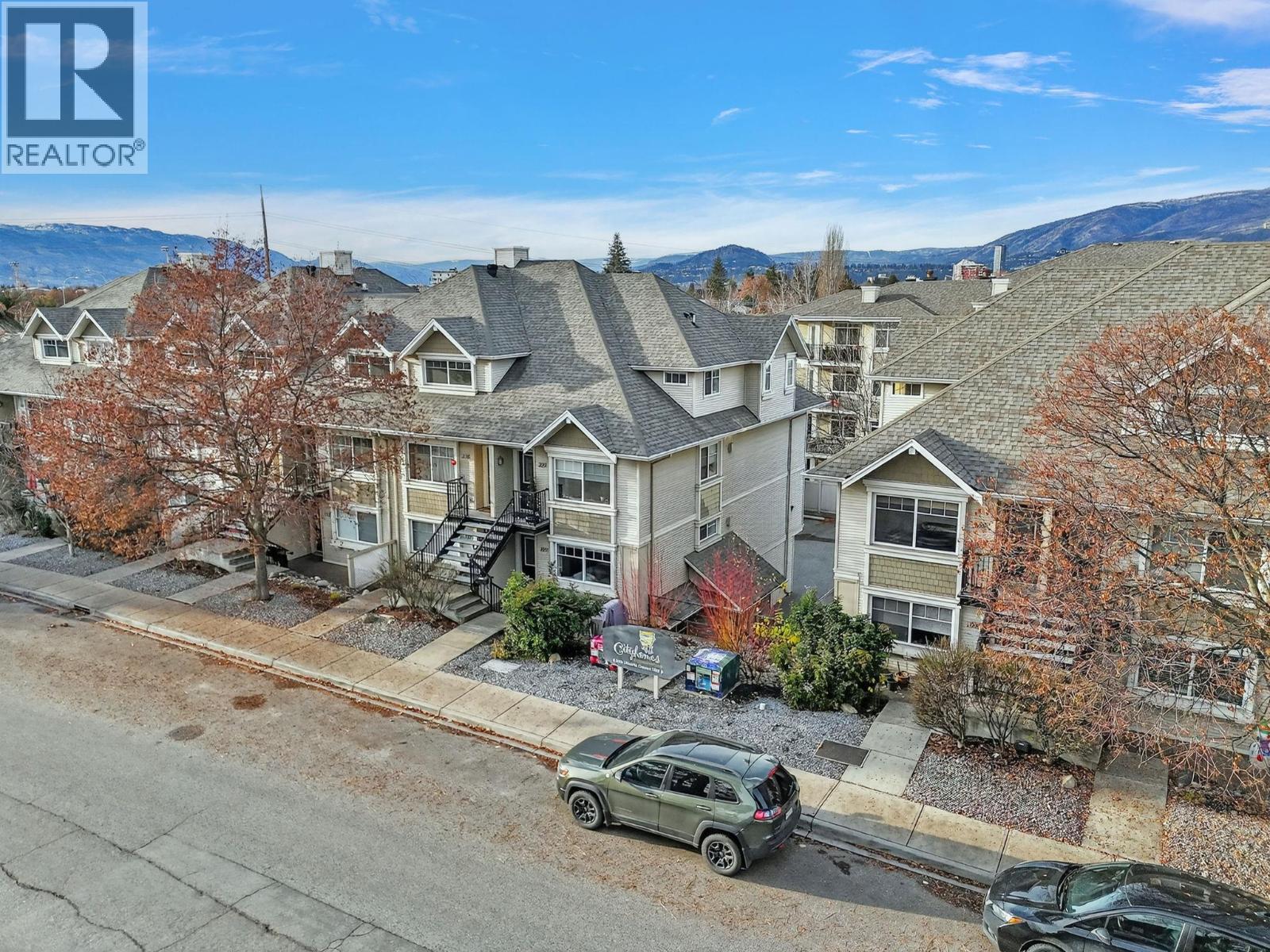 109 1390 Dilworth Crescent, Kelowna