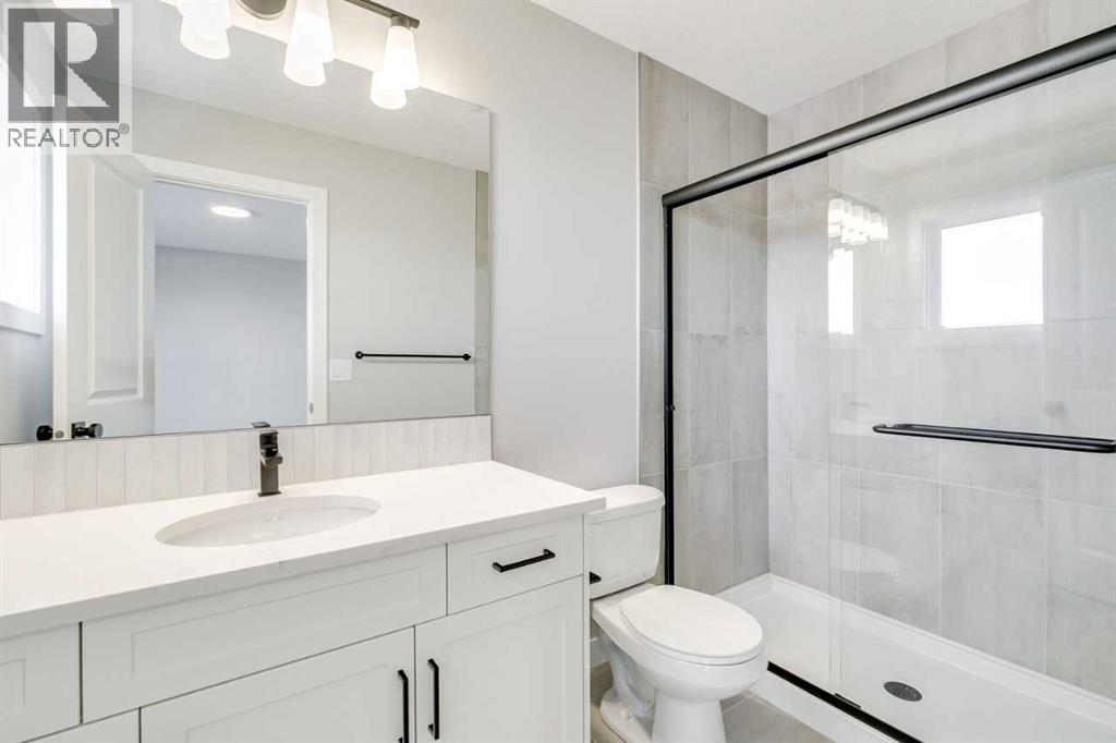 Single Family House for Sale in  Silverton Glen Way SW Silverado Calgary 