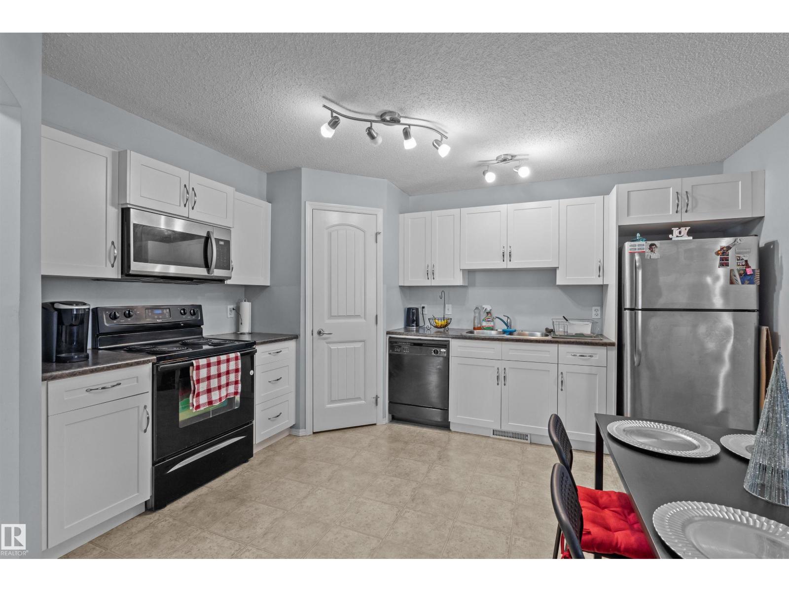 #60 604 62 ST SW, Edmonton