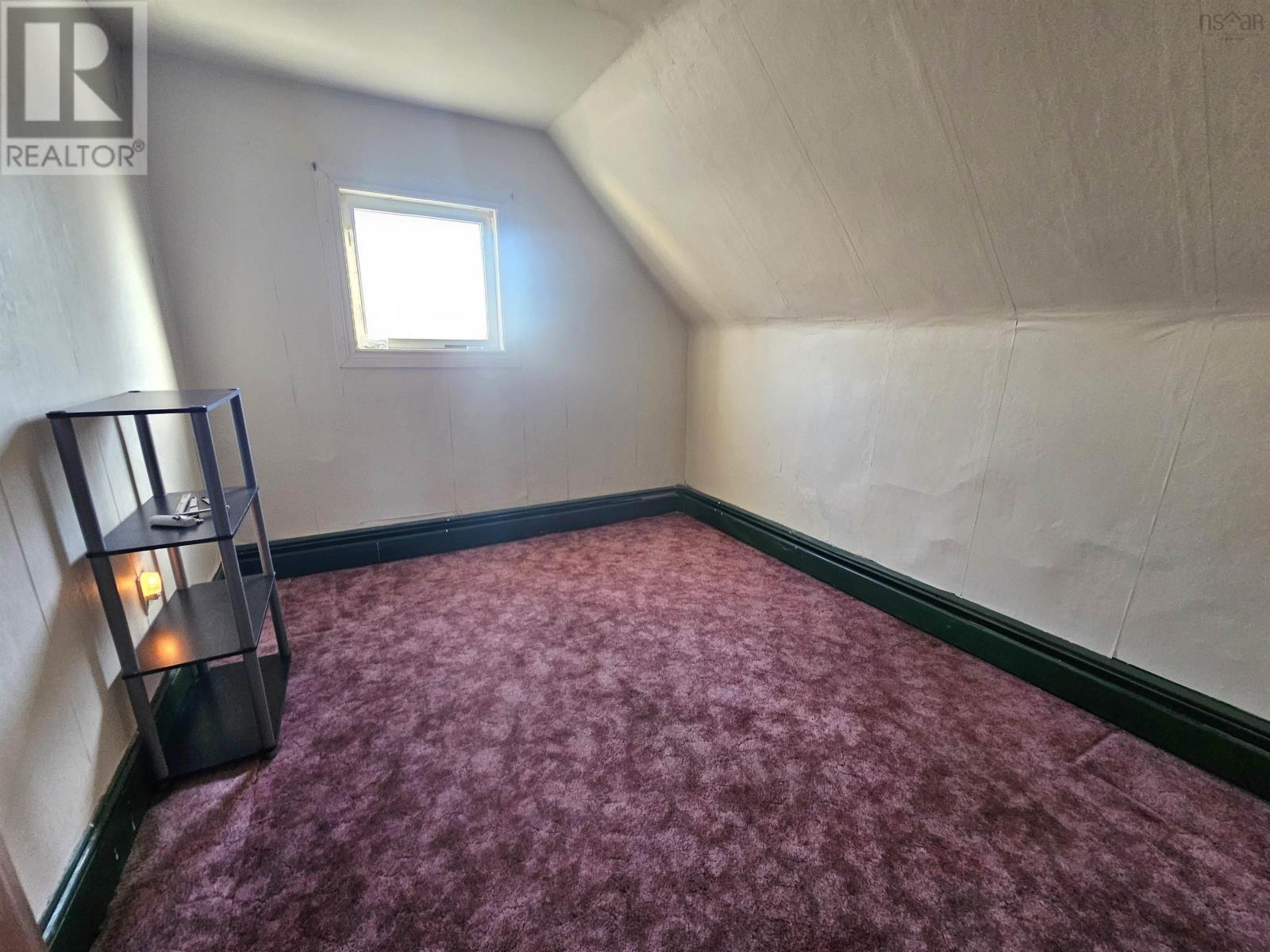 Property 18 of 18 of 3 Thompson Avenue