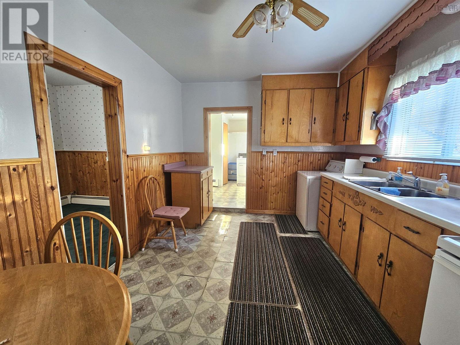 Property 2 of 18 of 3 Thompson Avenue