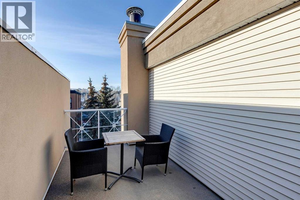 Single Family House for Sale in   A Street SW Bankview Calgary 