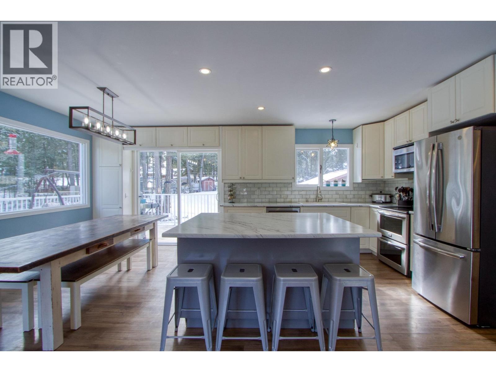 5047 EASZEE DRIVE - 12