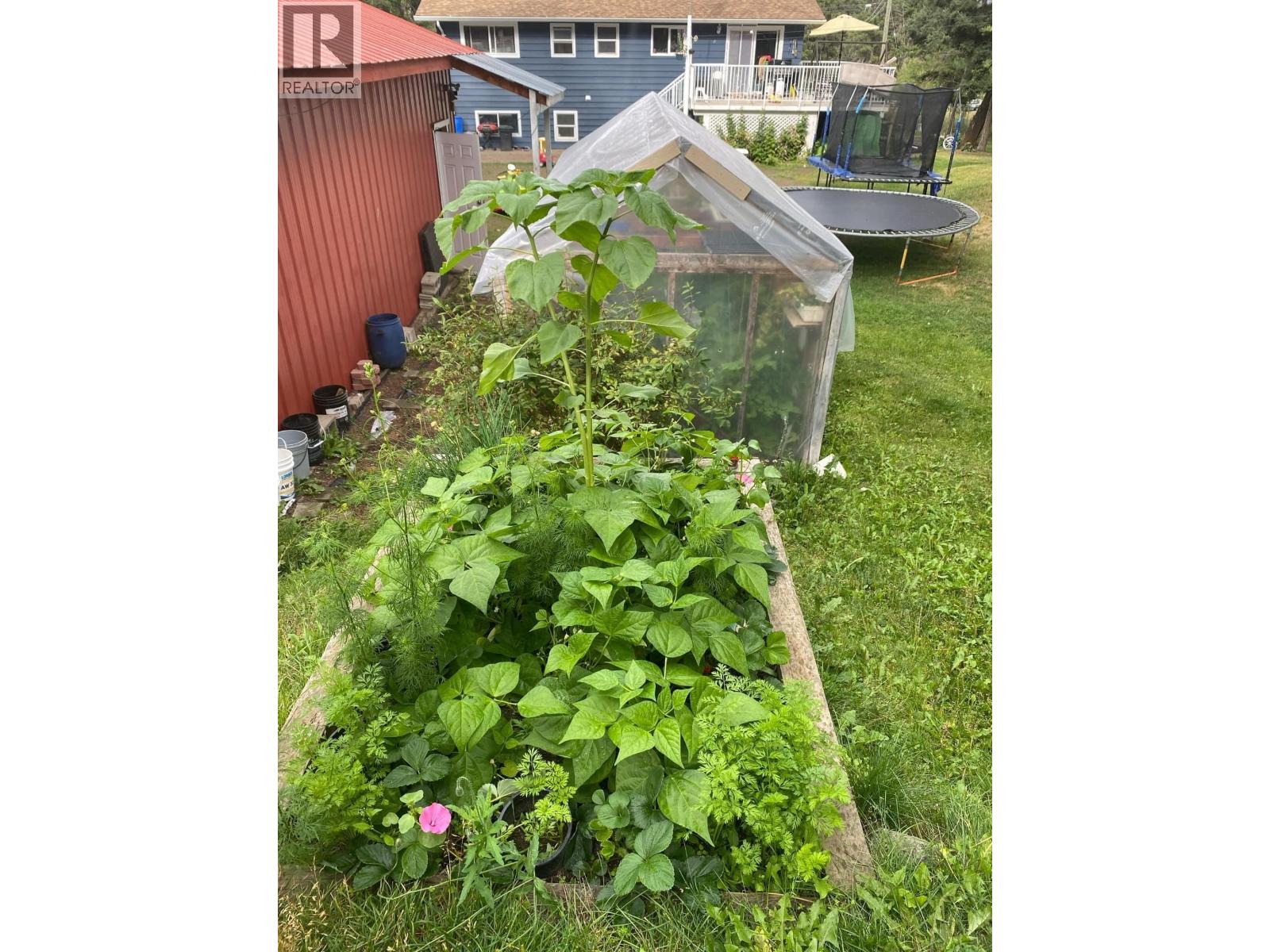 5047 EASZEE DRIVE - 32