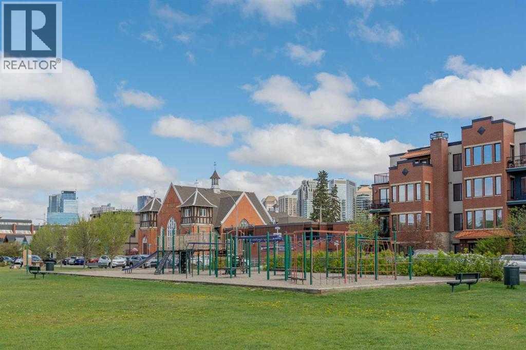 Single Family House for Sale in   Kensington Close NW Hillhurst Calgary 