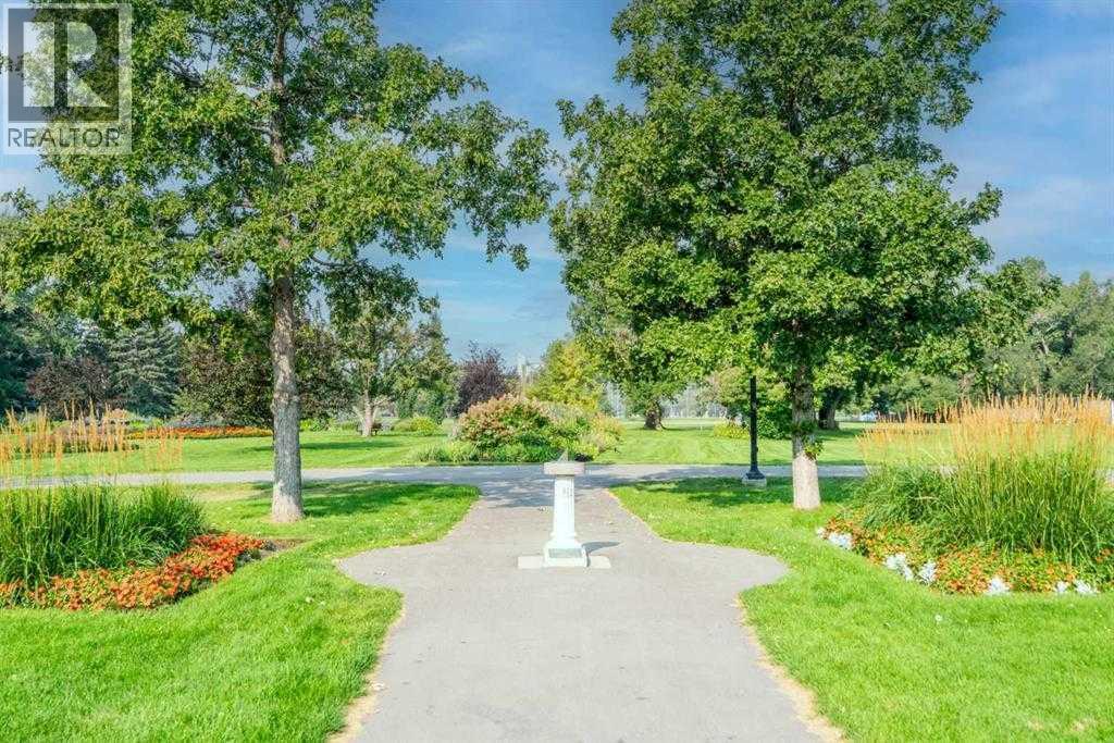 Single Family House for Sale in   Kensington Close NW Hillhurst Calgary 