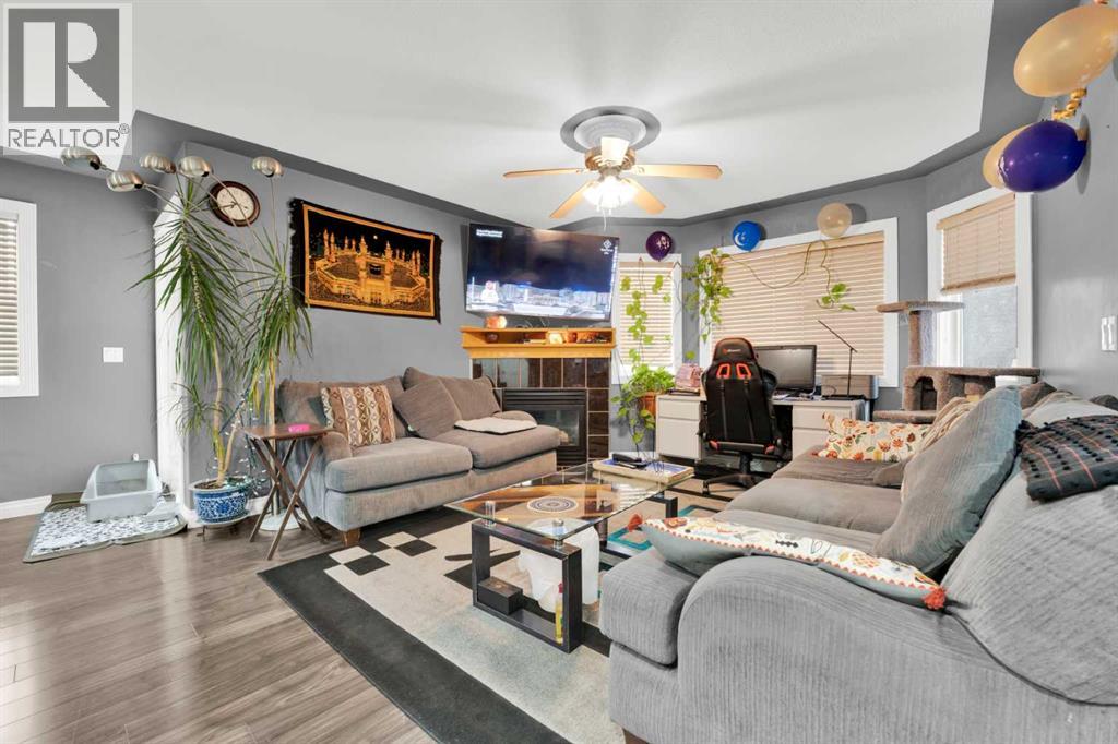 Single Family House for Sale in  Tarawood Place NE Taradale Calgary 