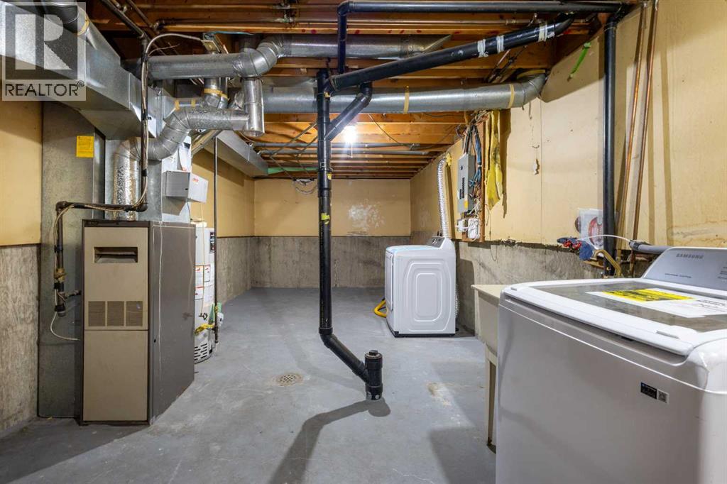 Single Family House for Sale in   Whitnel Court NE Whitehorn Calgary 