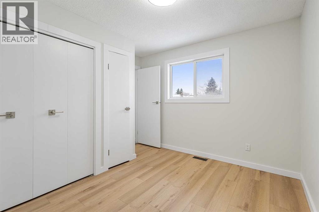 Single Family House for Sale in   Whitnel Court NE Whitehorn Calgary 