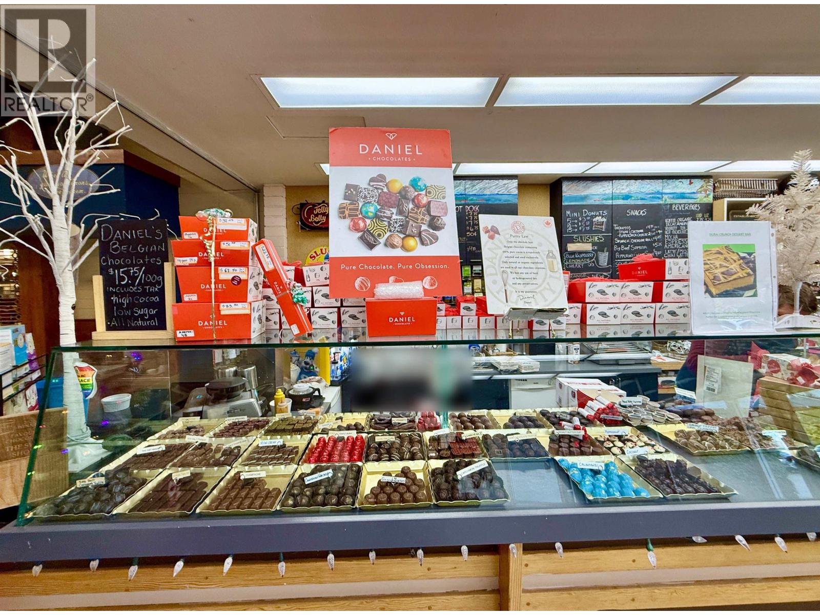 3 5755 COWRIE STREET, Sechelt