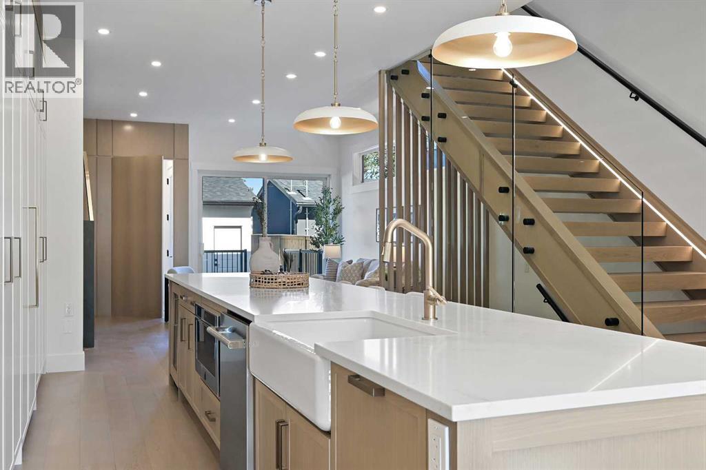 Single Family House for Sale in   Avenue NW Mount Pleasant Calgary 