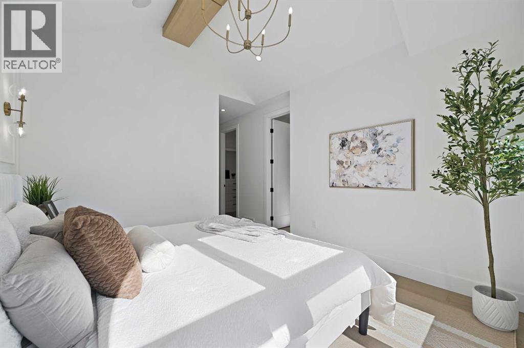 Single Family House for Sale in   Avenue NW Mount Pleasant Calgary 