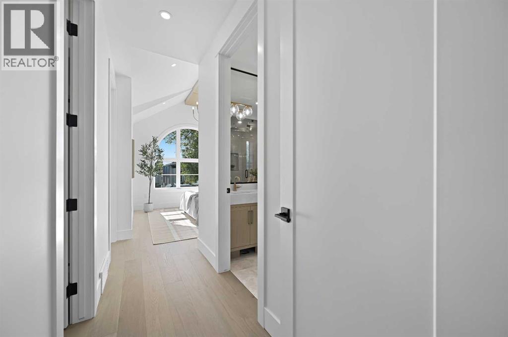 Single Family House for Sale in   Avenue NW Mount Pleasant Calgary 