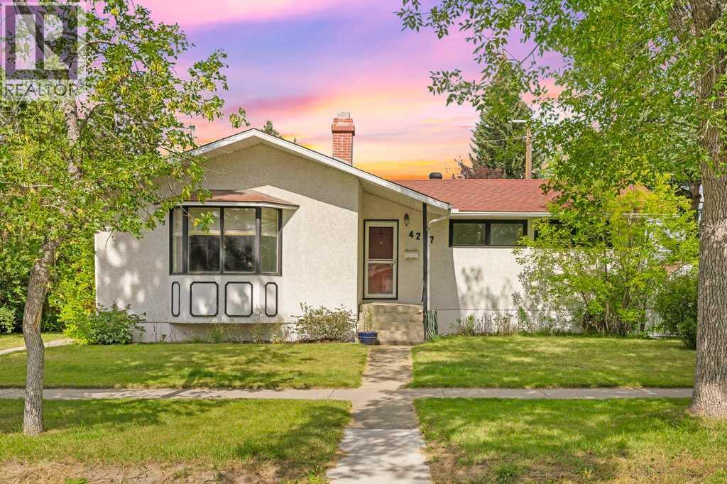 Single Family House Bungalow for Sale in  Brisebois Drive NW Brentwood Calgary 