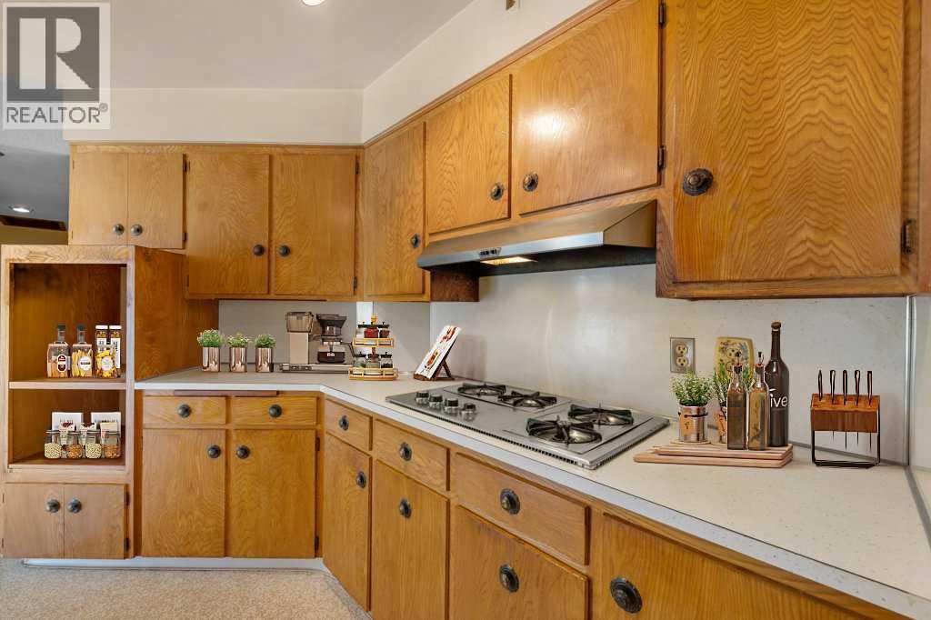 Single Family House Bungalow for Sale in  Brisebois Drive NW Brentwood Calgary 